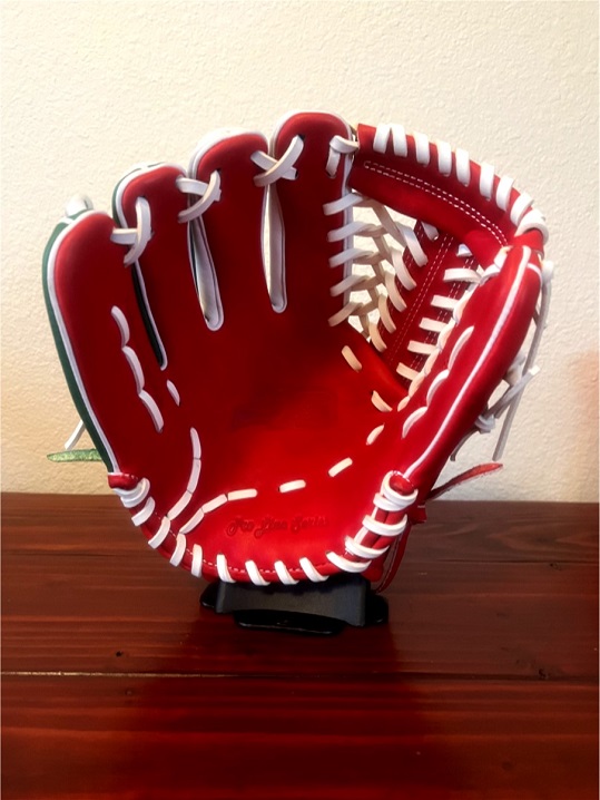 The Rodeo - Catchers Mitt, Firstbase Mitt, Trapeze Glove